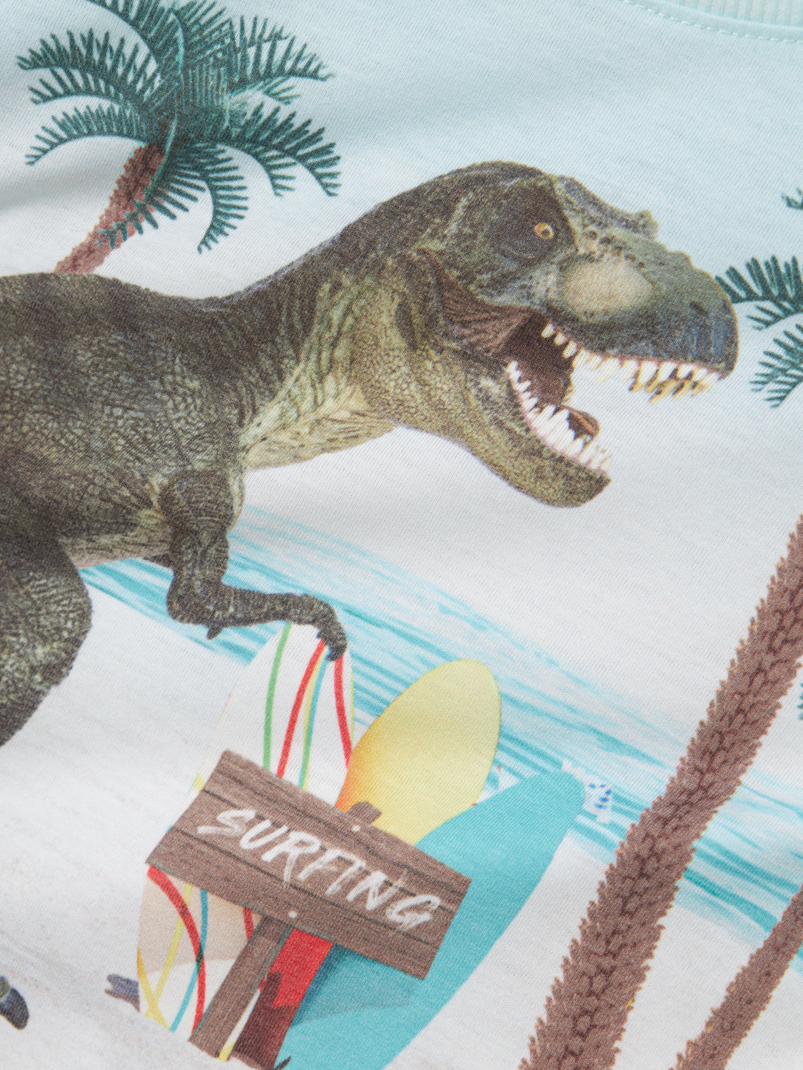 model_shot-front_full